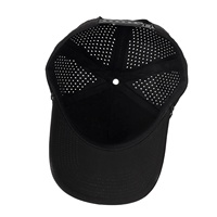 Gorra de béisbol casual tipo trucker personalizada de secado rápido con visera curva, 5 paneles, impermeable, con cuerda y orificios cortados a láser, de malla transpirable.