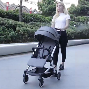 Passeggino per Bambole in Vimini Oxford Top Seller con Telaio in Lega di Alluminio, Capacità di Carico 20KG, Pieghevole per Bambini da 0-3 Anni, Giocattolo per la Cameretta - Product Image 5