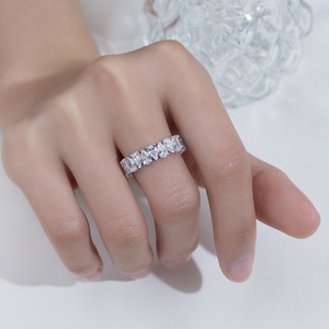 แหวนเพชรเมล็ดรูปลูกแพร์ทองคำ 14K รุ่น MSR-2131 จาก Messi Jewelry แหวนเพชรเพาะเลี้ยง แหวนแต่งงาน - Product Image 6
