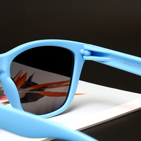 Lunettes de soleil sportives unisexes Kenbo TR90, protection UV, pour le surf, la natation, la voile, les activités de plein air, personnalisables