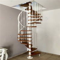 Escalier en colimaçon intérieur durable au design moderne en chêne américain avec acier inoxydable et verre, escalier circulaire en colimaçon pour loft