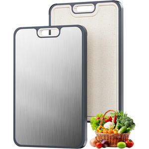 Planche à découper rectangulaire jetable double face en titane, épaisseur 0,7 cm - Product Image 1