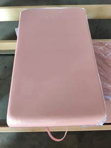 Equipo de Entrenamiento de Color Rosa Especial para Mujeres con Diseño de Logotipo Premium Personalizado, Reformer de <span class=keywords><strong>Pilates</strong></span> de Madera de Roble - Product Image 4