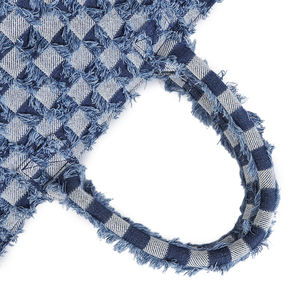 Fabricante al por mayor de gran capacidad Linda borla a cuadros Denim mujeres hombres trabajo playa Crochet Tote bolsos Denim Tote Bag - Product Image 5
