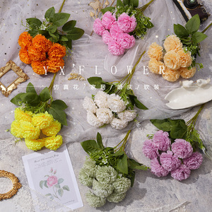 Bouquet de mariage artificiel en soie Yixuan à 7 têtes de œillets, ornement floral - Product Image 1