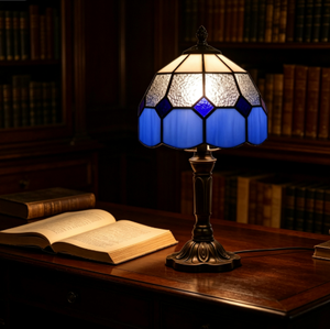 Lampada da Tavolo LED in Vetro Artigianale, Luce Notturna Calda, Lampada Estetica da Comodino per Arredamento Casa e Camera da Letto - Product Image 2