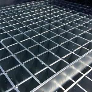 Peldaños Antideslizantes Duraderos y Modernos de Acero Galvanizado y Inoxidable Tipo T4, Rejilla Dentada para Escaleras, Placa Antideslizante - Product Image 2