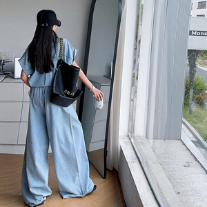 Ensemble 2 pièces pour adolescente 2026 : Chemise <span class=keywords><strong>d</strong></span>écontractée à manches courtes en jean fin bleu clair + Jean large - Product Image 2