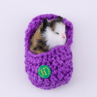 Vente en gros de 8 pièces chats endormis en poupées pantoufles mini chatons moelleux avec miaulement décoration de la maison petits sons jouet chaton endormi