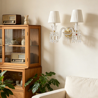 Applique murale de luxe moderne en cristal avec bras en verre torsadé pour la maison, l'hôtel, la chambre à coucher, le salon – Éclairage mural de luxe