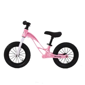 Bicicleta de equilibrio para niños, modelo encantador de alta calidad, nuevo mini bmx, para caminar, ejercicio, sin pedal