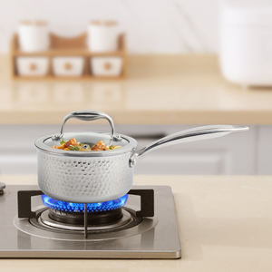 Juego de Utensilios de Cocina de Acero Inoxidable Martillado, Acero Inoxidable de Triple Capa, 1 qt. Cacerola con Tapa - Product Image 1