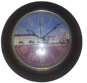 Brown wall clocks new stylish design wall clock for home decoration wall clock at attractive price by Indian metal world