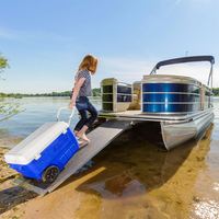 Petit bateau ponton extensible de 15 pieds avec cabine fermée et échelle à vendre