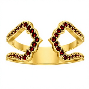 Anillo de Compromiso Apilable de Plata de Ley 925 con Zirconia Engastada en Oro de 18k, Hecho a Mano, Piedra de Nacimiento de Enero, para Ella - Product Image 1