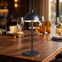 Lampe de table LED sans fil à piles, design dôme champignon en métal personnalisé, avec anneau supérieur et poignée, pour la décoration de restaurants et hôtels
