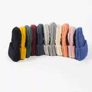 Bán Buôn Chất Lượng Cao Thời Trang Womens Mũ Len Cashmere Gân Đan Mùa Đông Beanie Với Biểu Tượng Tùy Chỉnh