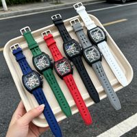 Montre à quartz squelette pour homme, mode sport, cadran ajouré coloré, bracelet en silicone, montre-bracelet pour homme