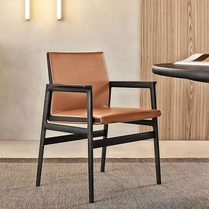 Chaises de salle à manger empilables en bois massif de style nordique, avec dossier et accoudoirs minimalistes italiens, mobilier moderne pour la maison - Product Image 1