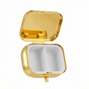 Boîte à pilules de luxe en métal entièrement ornée de strass, porte-clés plaqué or, organisateur de médicaments en cristal, étui à 2 compartiments en ABS de qualité alimentaire - Product Image 3