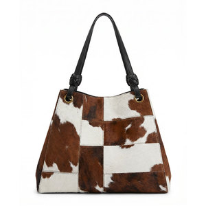 Sac fourre-tout Xinzirain personnalisé en cuir <span class=keywords><strong>de</strong></span> vachette à motifs vintage, poils <span class=keywords><strong>de</strong></span> cheval et <span class=keywords><strong>mohair</strong></span>, avec poignée en patchwork et anneaux métalliques - Product Image 1