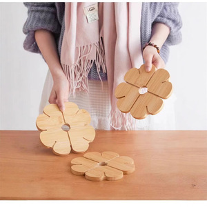 Bamboo Heat Resistant Placemat Four Leaf Clover Shape Table <b>Mat</b> For Kitchen Use - Product Image 1