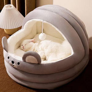 Cama de Felpa Gris para Gatos, Villa Acogedora con Juguete para Gatos y Cachorros - Product Image 1