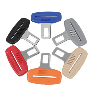 Boucle de ceinture de sécurité universelle pour voiture, type incurvé, 2.1cm, accessoire de ceinture de sécurité en plastique, loquet coloré pour utilisation en véhicule - Product Image 1