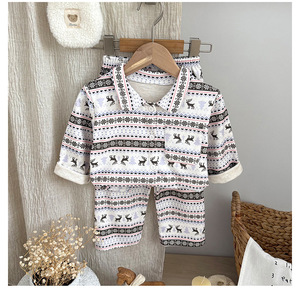Vêtements de maison pour enfants, nouvelle collection d'automne, cardigan pour garçons et filles, pyjamas à manches longues, pantalons longs, velours thermique - Product Image 4