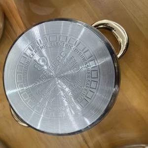 Set di <span class=keywords><strong>Pentole</strong></span> 12 Pezzi in Acciaio Inox con Manici Placcati Oro e Coperchi in Vetro, Include Padella, Wok, Friggitrice e Pentola per Zuppa - Product Image 3