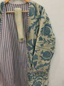 Kimono de terciopelo Suzani hecho a mano para mujer, bata larga bordada a mano, abrigo bohemio de invierno, moda boutique, relleno de algodón, transpirable - Product Image 2