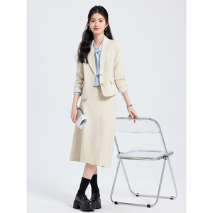 Women's Suit Set Gray Solid Color Slim Fit Blazer Skirt Professional Commuting Outfit - Product Image 3