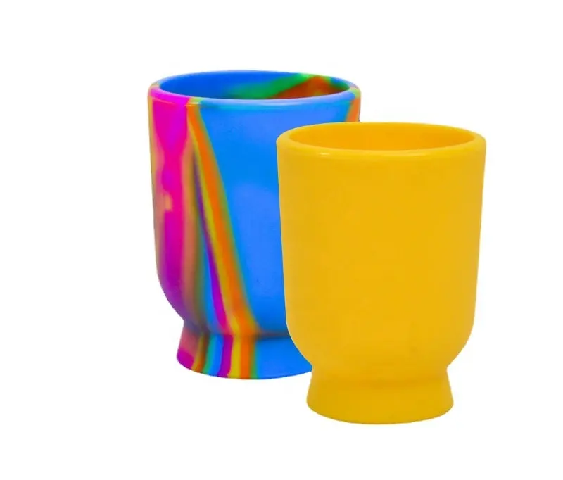 Bicchieri da calice in vetro da vino senza stelo in Silicone di nuovo Design personalizzato bicchieri da vino infrangibili per feste, picnic, spiaggia e barche