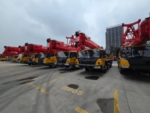 SANY STC300 Grue hydraulique de 30 tonnes pour camion Grue à portique pour camion à chenilles - Product Image 5