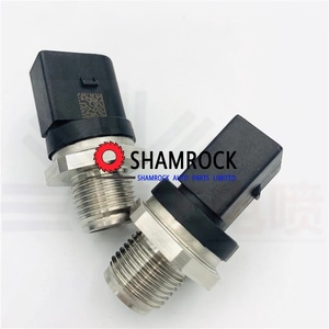 Sensor de Presión de Combustible Original OEM 0281002672/68014067AA para Clase B, C, R, M, Sprinter, Viano, Vito, Oliver 1964-1968 - Product Image 4