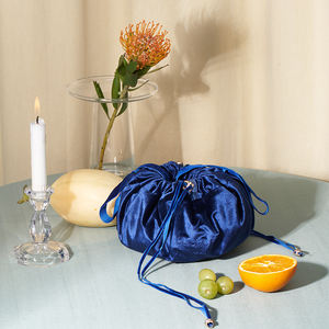 ถุงหูรูดผ้าไหมกำมะหยี่ขนาด25นิ้วสำหรับฤดูหนาวปักโลโก้ - Product Image 1