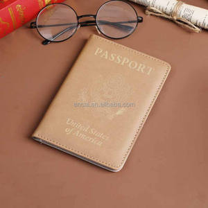 Porte-passeport en gros bon marché avec fente pour <span class=keywords><strong>carte</strong></span> étui à passeport en cuir PU couverture de passeport de voyage des États-Unis et étiquette de bagage - Product Image 3
