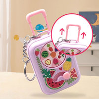 Mini jouet anti-stress rotatif style jeu, breloque à suspendre pour valise et sac à dos, porte-clés couple, ornement promotionnel créatif