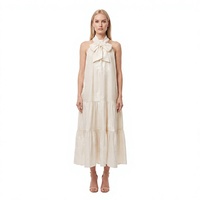 Robe beige tissée unie brodée à col halter pour femme, fabrication OEM ODM, marque privée, vente en gros, approvisionnement en vrac, taille personnalisée, support d'échantillon