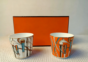 Ensemble de 2 tasses à thé pour couple avec motif cheval, mugs en porcelaine de luxe pour les amoureux - Product Image 1