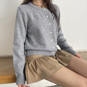 Nuovo Arrivo Autunnale: <span class=keywords><strong>Cardigan</strong></span> Elegante da Donna in Maglia Tinta Unita, Corto, a Maniche Lunghe, con Bottoni, Stile Versatile per Ogni Giorno - Product Image 6