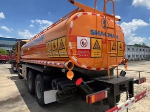 น้ำมันเชื้อเพลิงชนิดพิเศษสำหรับรถบรรทุกขนาดใหญ่ 20000L-35000L รถบรรทุกอุตสาหกรรมพิเศษ Shacman เหมาะสำหรับตลาดโลก - Product Image 3