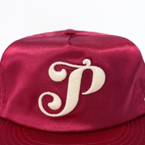 Casquette de Gros 5 Panneaux Non Structurée à Bord Court en Satin de Soie, Broderie Personnalisée, Logo, Mode, Luxe, Haut de Gamme, Ajustable avec Fermeture Snapback - Product Image 6