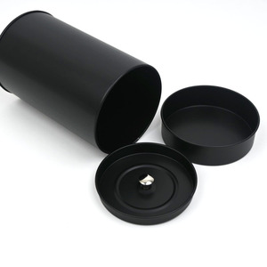 Boîte à thé ronde en métal à double couvercle avec couvercle intérieur à fermeture pression, boîte en étain noir mat de qualité alimentaire pour le stockage du thé et des produits secs - Product Image 5