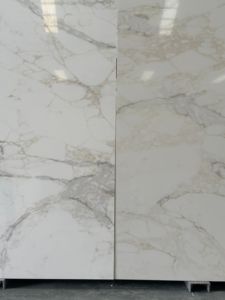 Giá rẻ Nhà cung cấp đánh bóng 3.2m 1.6m Đá Nhân Tạo Vàng hiện đại thạch anh <span class=keywords><strong>Countertop</strong></span> lớn slab cho xây dựng dự án - Product Image 3