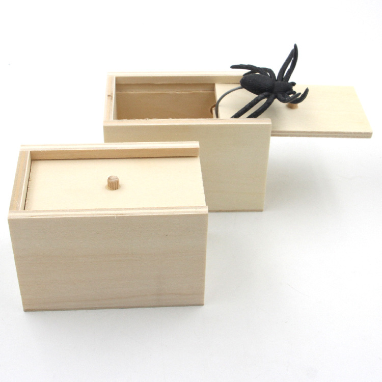 Tricky Toy Wooden Box Halloween April Fools'S Day Prank Gift Scare The Wholle Person Spoof Small Insect Box Spider Box