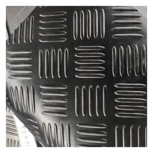 Vente en gros de revêtement de sol en caoutchouc pour lit de camion/fourgonnettes/cage à poulets/porcelet - Product Image 1