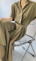 Robe polyvalente et élégante de style français pour femmes, avec un design distinctif, silhouette élégante et amincissante, robe midi