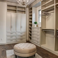 Armoire de chambre à coucher de style Shaker moderne, sur mesure, avec dressing intégré pour projet résidentiel