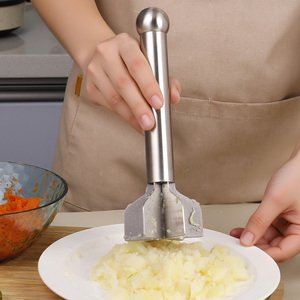 Écrase-viande en acier inoxydable, hachoir à viande à 6 lames, outil de cuisine, presse-purée de légumes et de pommes de terre avec poignée - Product Image 3